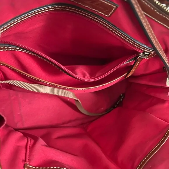 Dooney & Bourke Womens Grey Leather
Lizard Embossed Top Zip Satchel handbag. - Picture 6 of 12